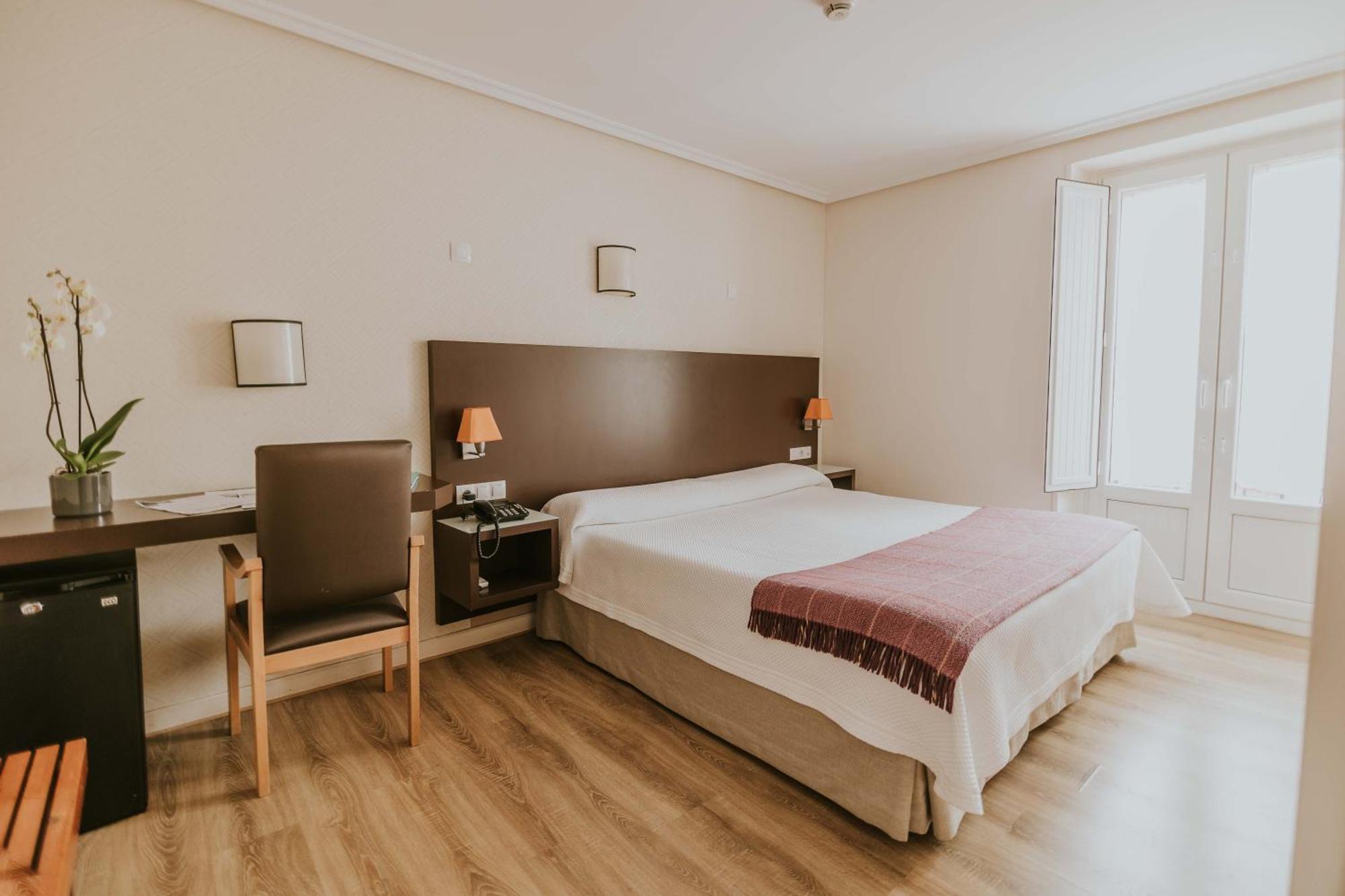 Hotel Arrope Haro Luaran gambar