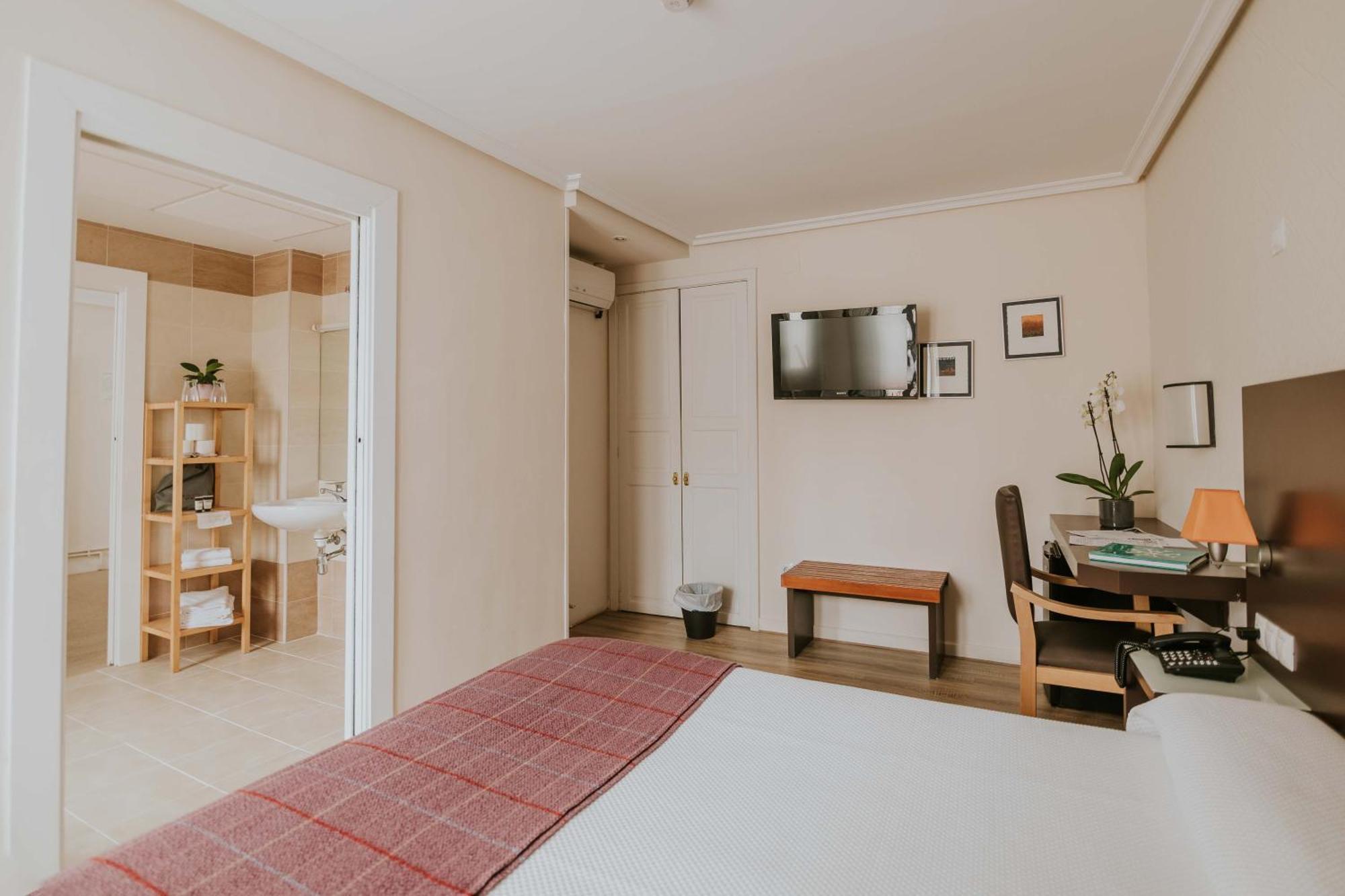 Hotel Arrope Haro Luaran gambar